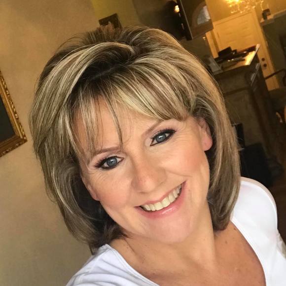 Meet your Posher, Cathy - Picture 1 of 1